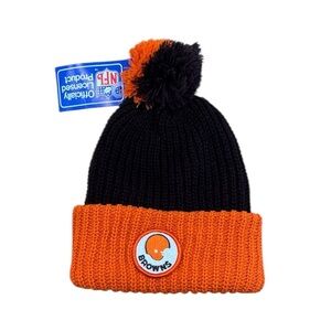 NWT Cleveland Browns beanie pom pom hat